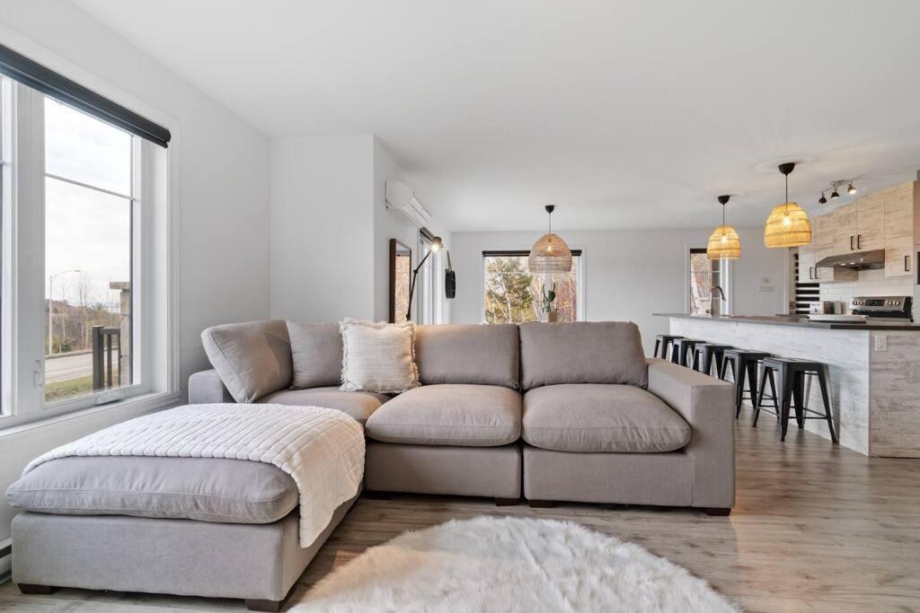Initial - Boho - Mont-Sainte-Anne Apartment Beaupre Luaran gambar