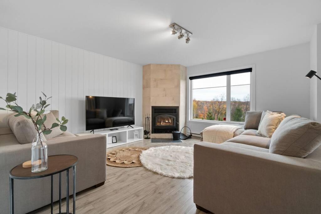 Initial - Boho - Mont-Sainte-Anne Apartment Beaupre Luaran gambar