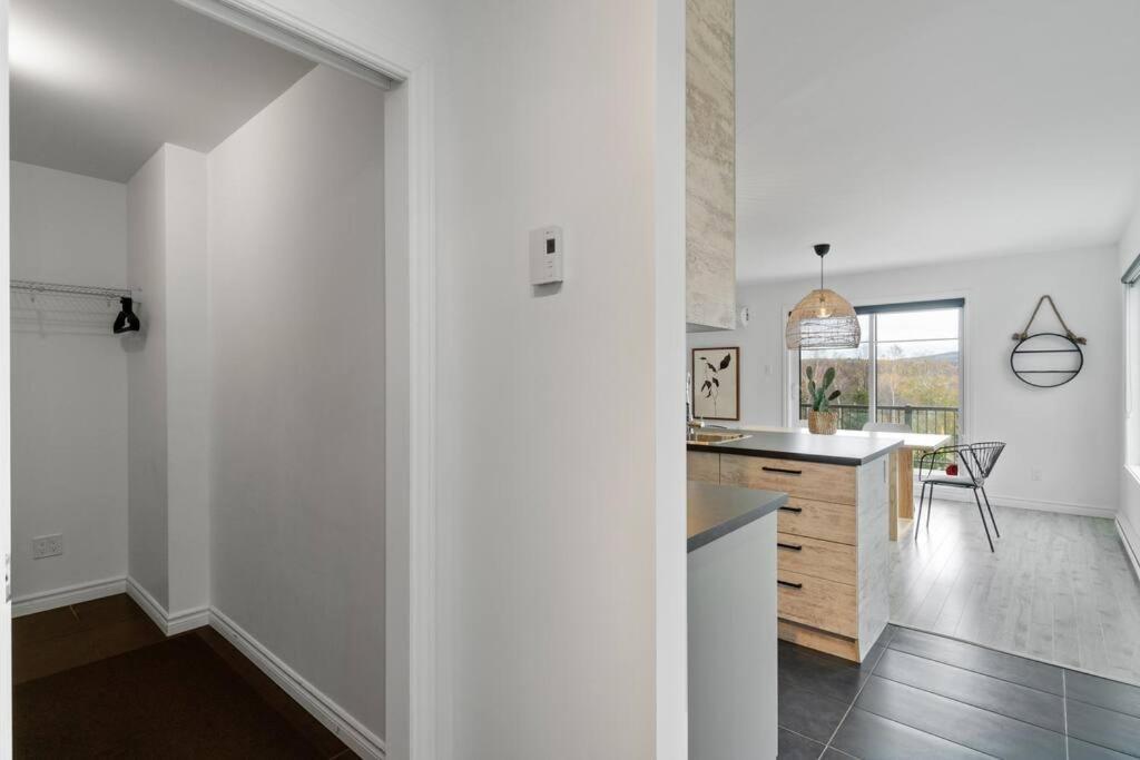 Initial - Boho - Mont-Sainte-Anne Apartment Beaupre Luaran gambar